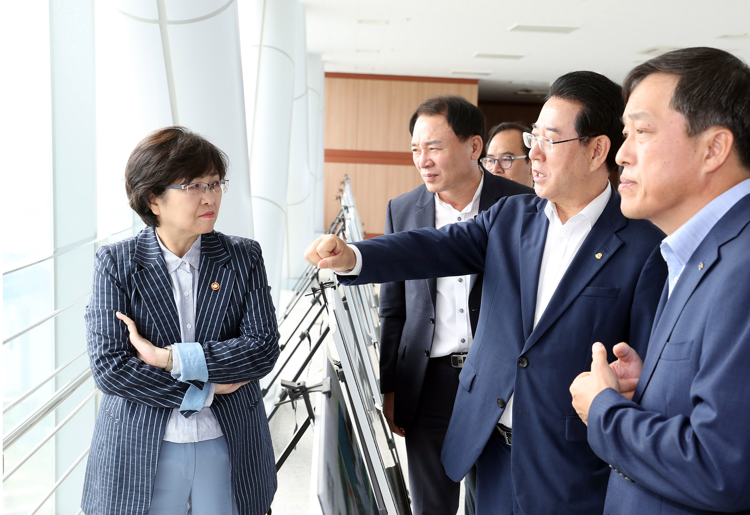 김은경 환경부장관 만나 환경분야 현안 건의1