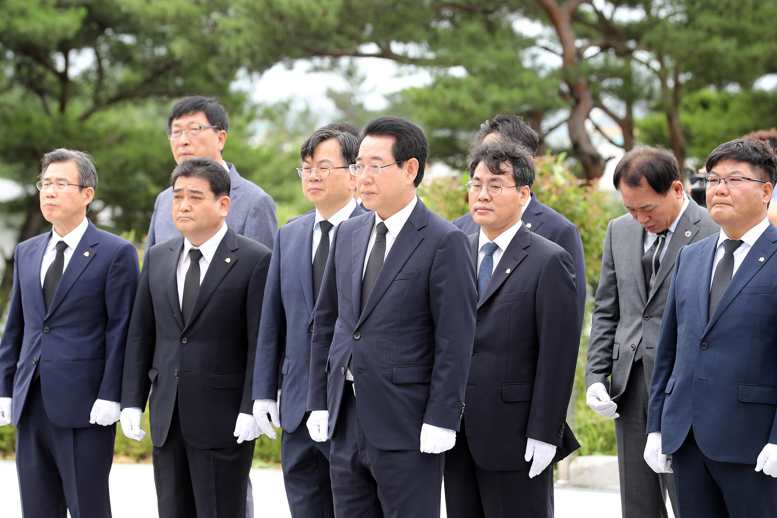 김영록 전남도지사 현충탑 참배1