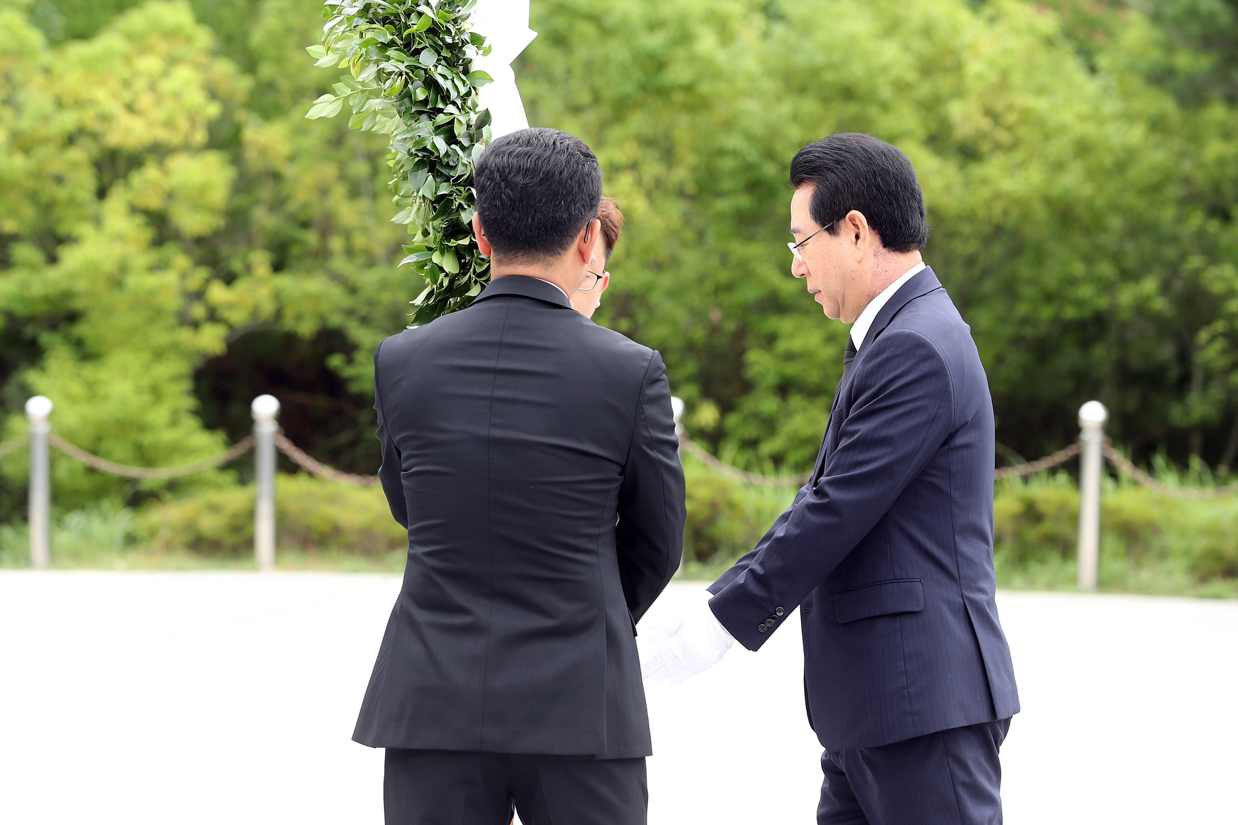 김영록 전남도지사 현충탑 참배2