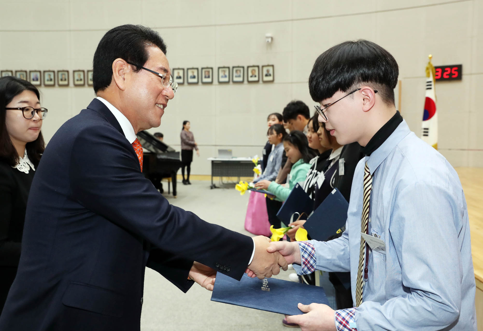 전남인재육성재단 장학증서 수여식1